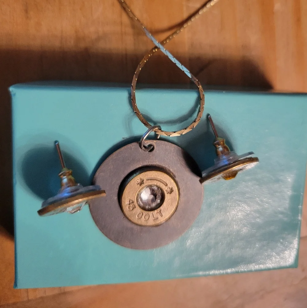 BULLET STUD EARRINGS & NECKLACE SET 45 Colt - SWAROVSKI BIRTHSTONE, Clear April